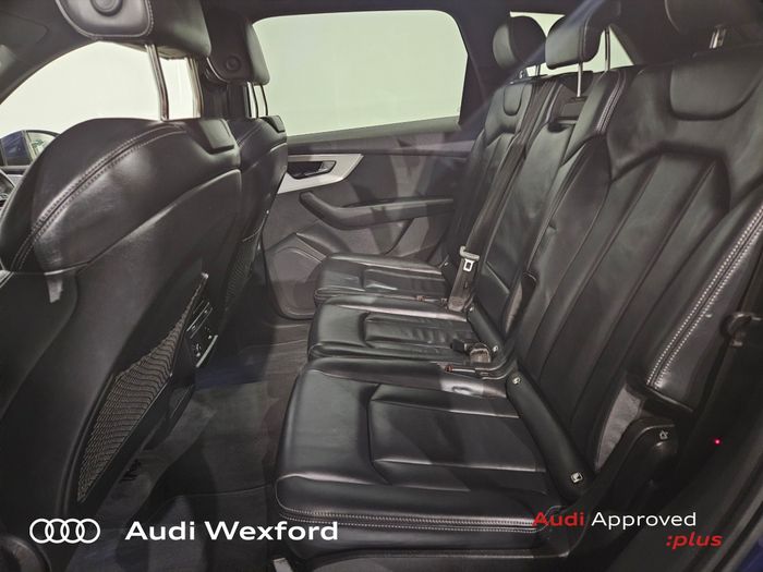 Audi Q7 2023