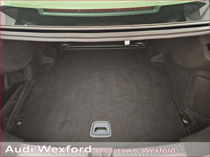 Mercedes-Benz E-Class 2025