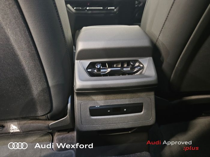 Audi Q6 e-tron 2026