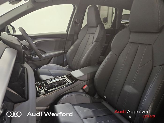 Audi Q6 e-tron 2026