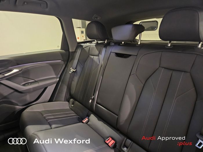 Audi Q6 e-tron 2026