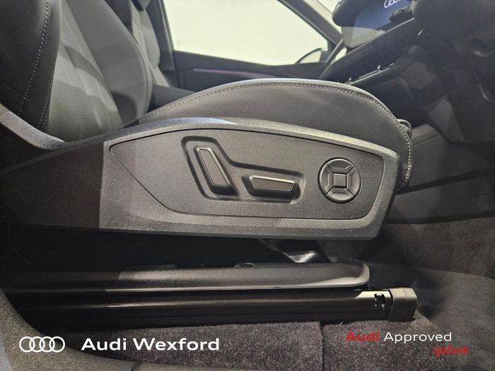 Audi Q6 e-tron 2026
