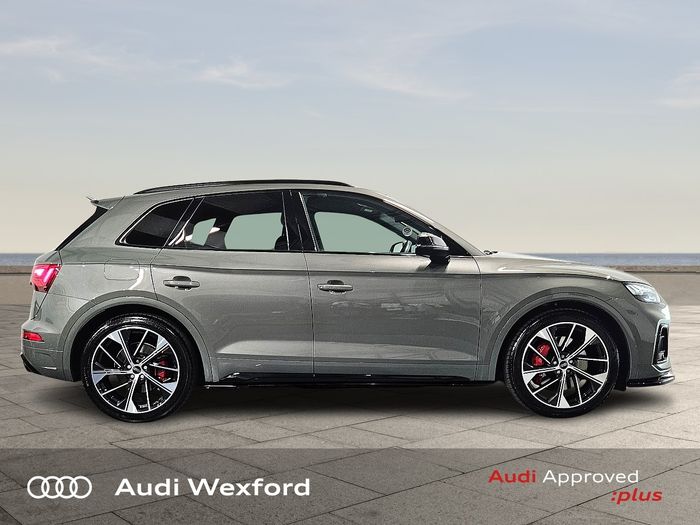 Audi SQ5 2025