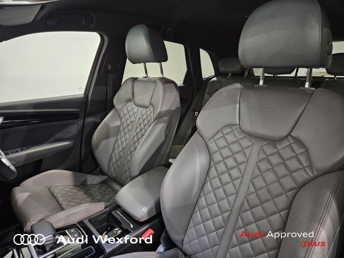 Audi SQ5 2025