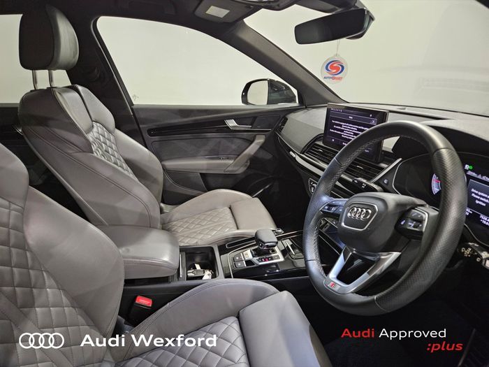 Audi SQ5 2025