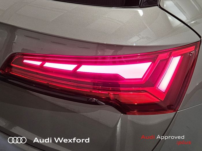 Audi SQ5 2025