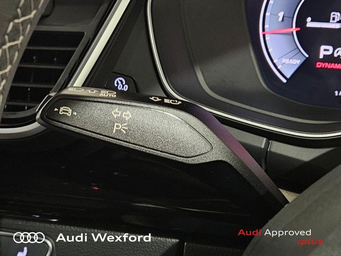 Audi SQ5 2025