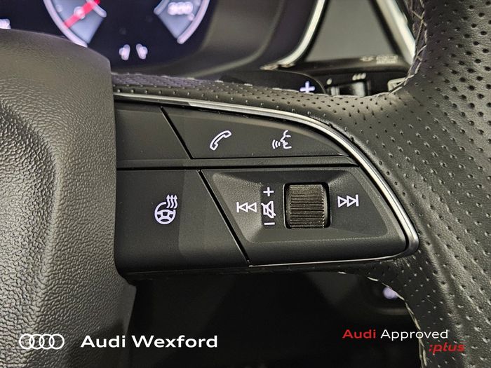 Audi SQ5 2025