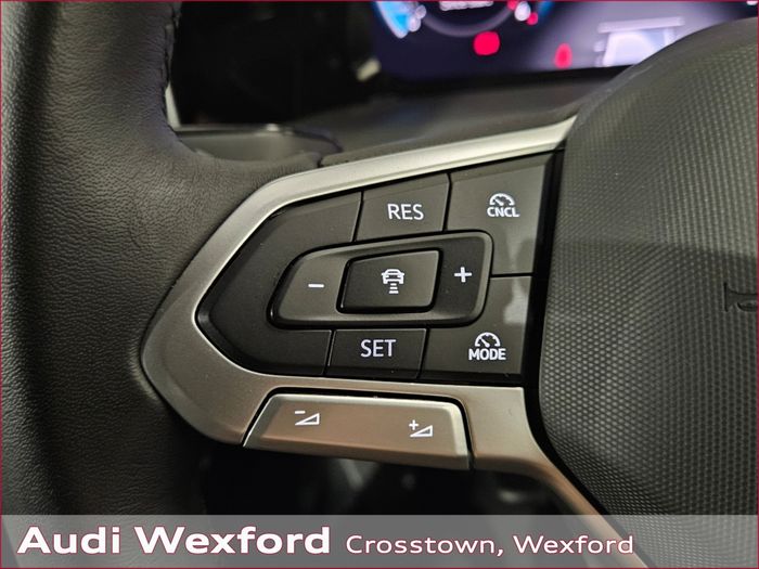 Volkswagen Golf 2024