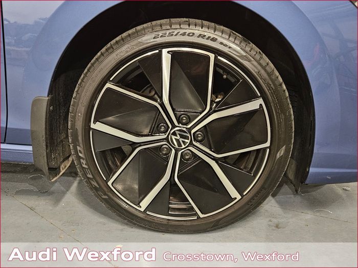 Volkswagen Golf 2024
