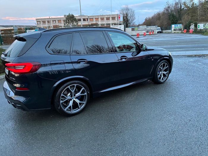 BMW X5 2021