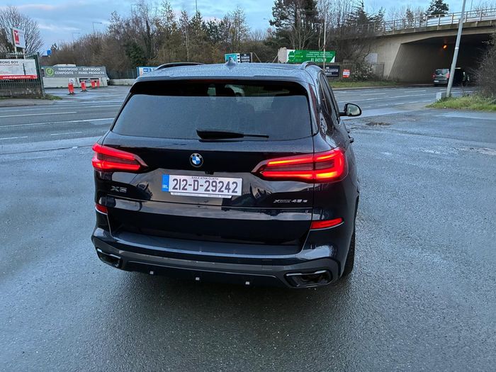 BMW X5 2021