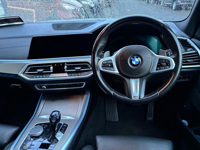 BMW X5 2021
