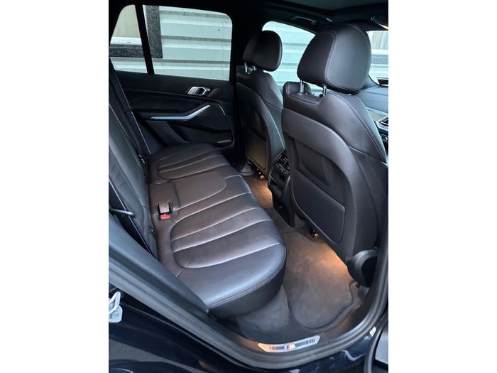 BMW X5 2021
