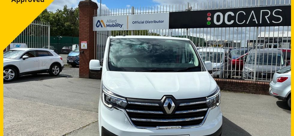 Renault Trafic Passenger 2024