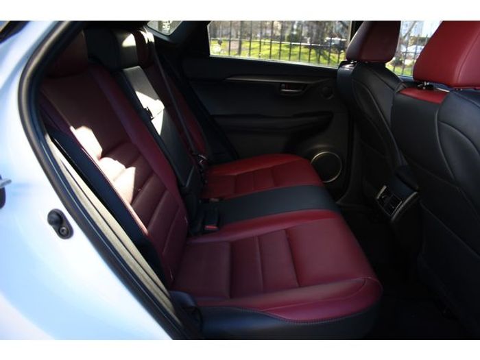 Lexus NX 300h 2016