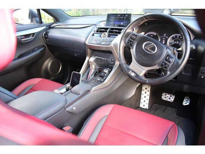 Lexus NX 300h 2016