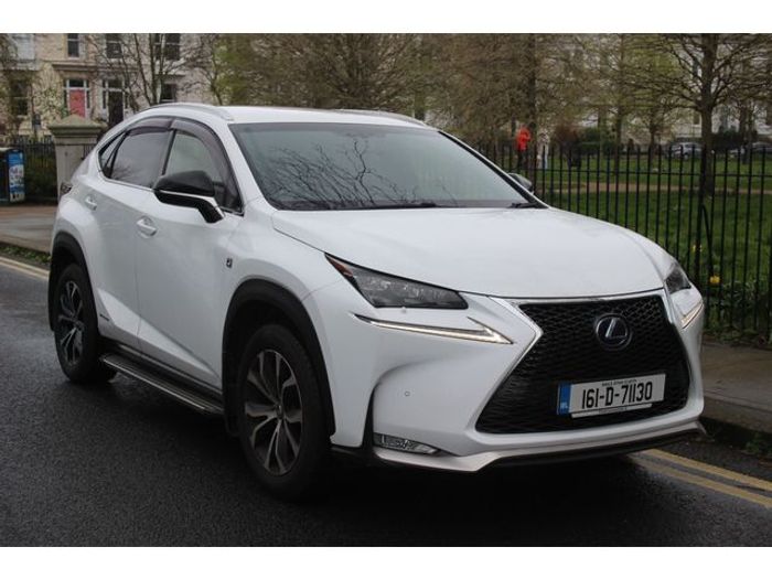 Lexus NX 300h 2016