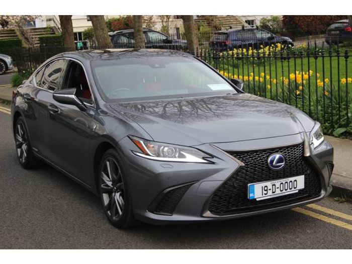 Lexus ES 300h 2019