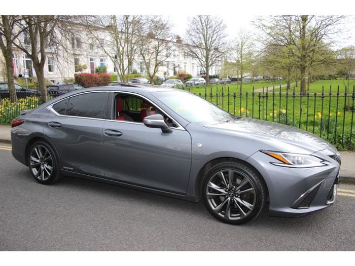 Lexus ES 300h 2019