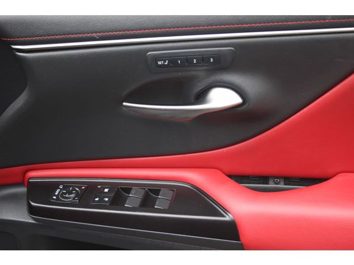 Lexus ES 300h 2019