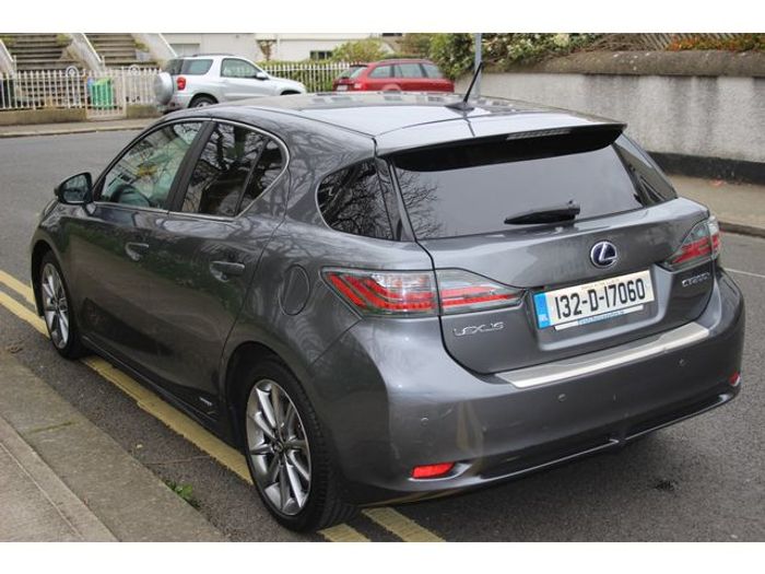 Lexus CT200H 2013