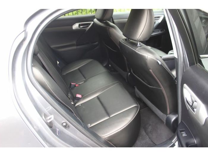 Lexus CT200H 2013