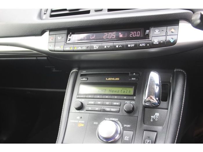 Lexus CT200H 2013