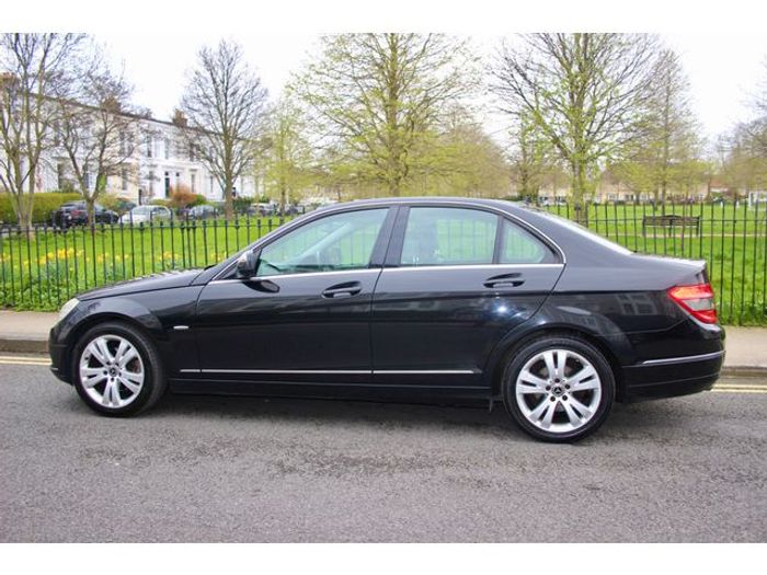 Mercedes-Benz C-Class 2009