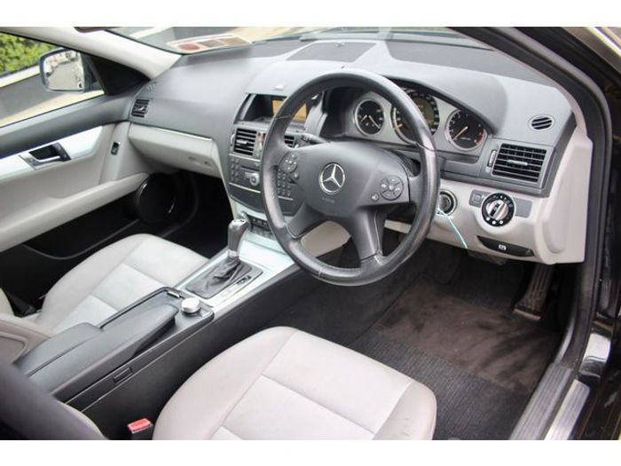 Mercedes-Benz C-Class 2009