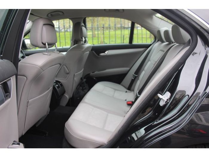 Mercedes-Benz C-Class 2009
