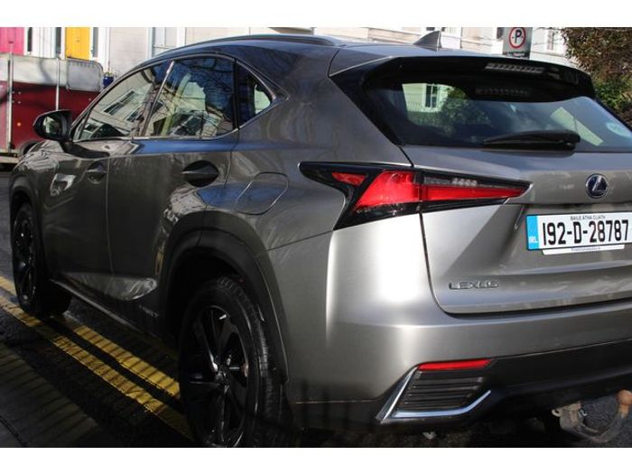 Lexus NX 300h 2019