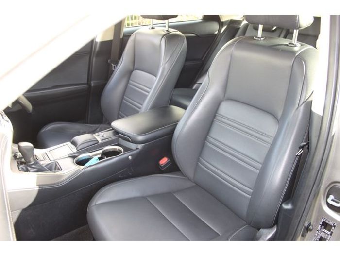 Lexus NX 300h 2019