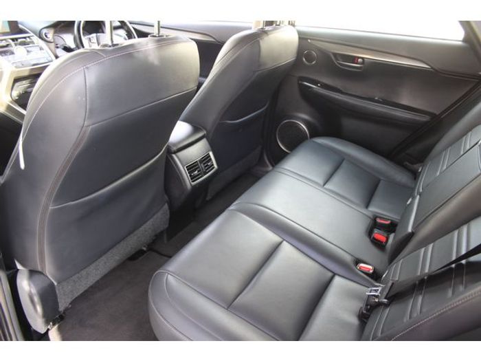 Lexus NX 300h 2019