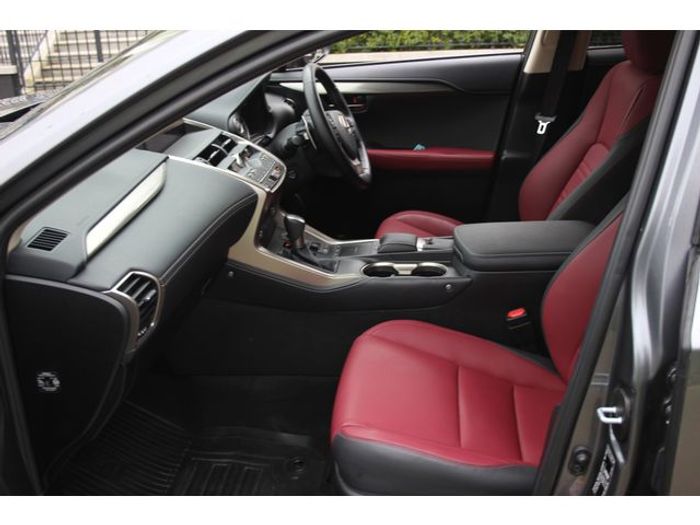 Lexus NX 300h 2019