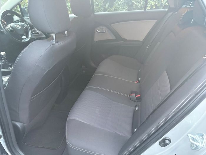 Toyota Avensis 2015