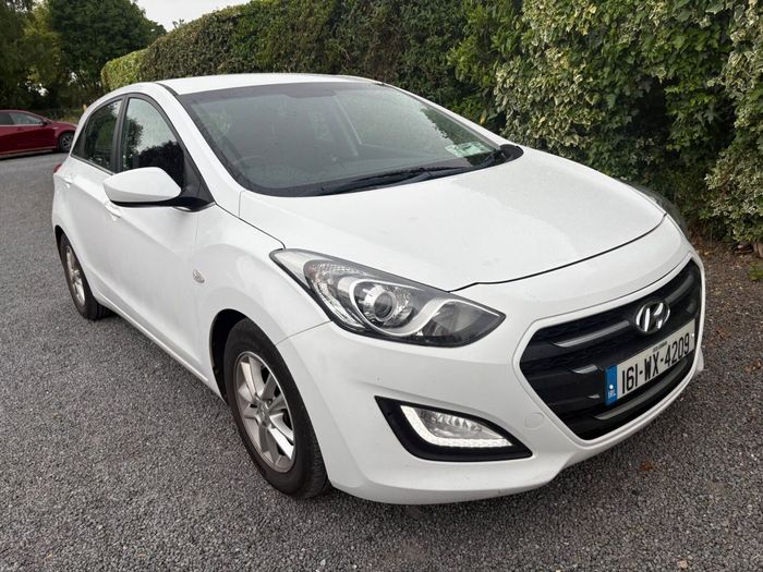 Hyundai i30 2016