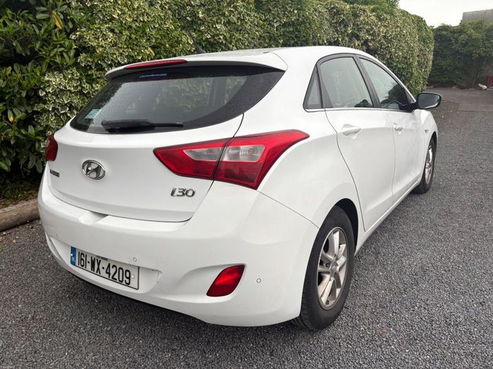 Hyundai i30 2016