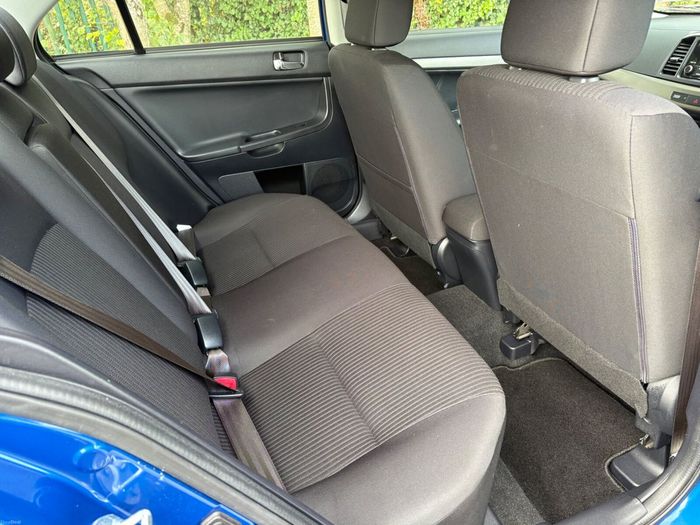 Mitsubishi Lancer 2016