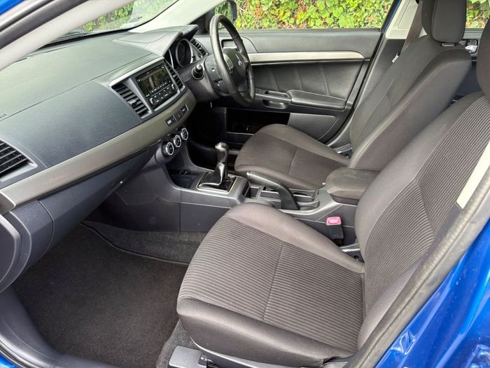 Mitsubishi Lancer 2016