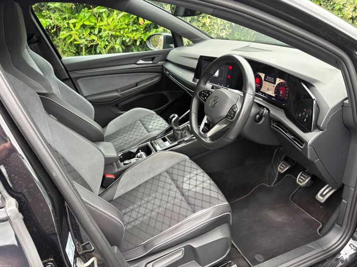 Volkswagen Golf 2023