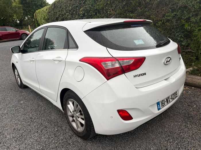 Hyundai i30 2016