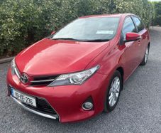 Toyota Auris 2015