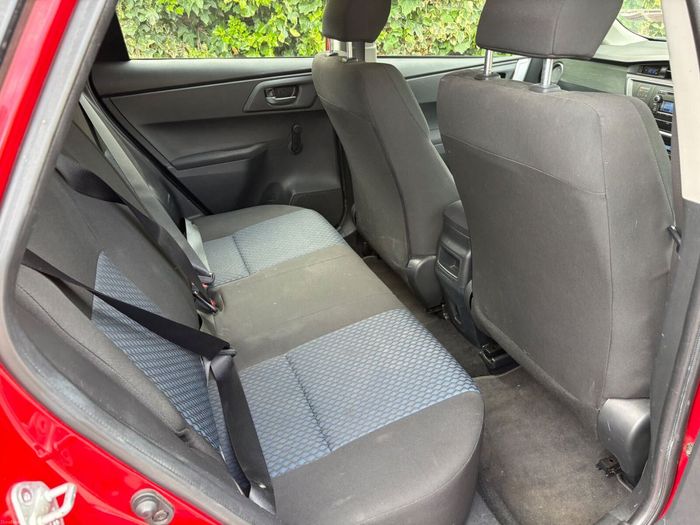 Toyota Auris 2015