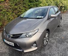 Toyota Auris 2015