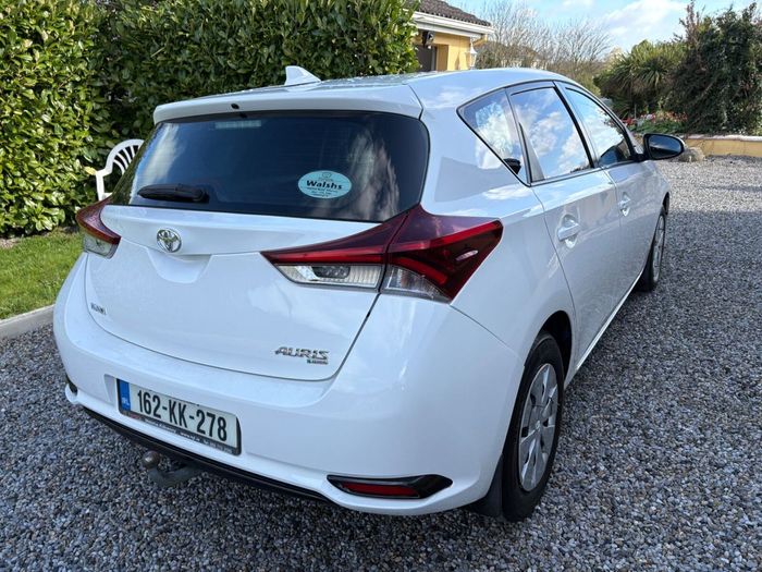 Toyota Auris 2016