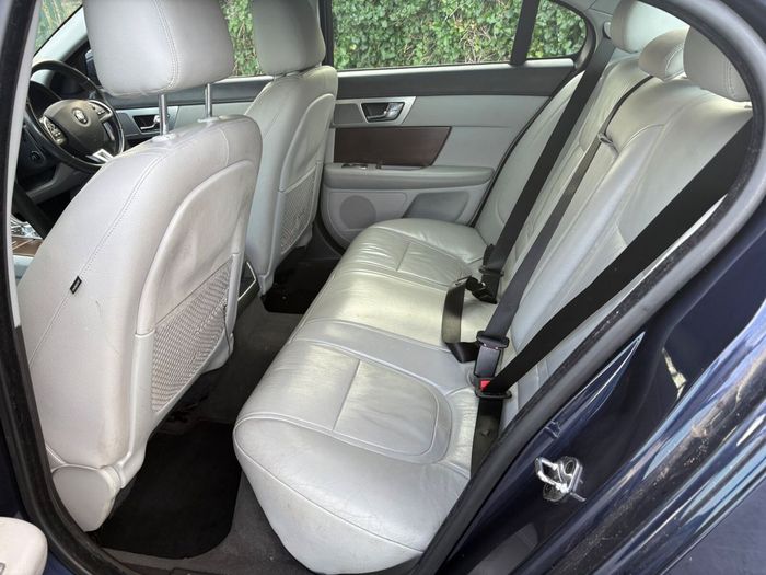 Jaguar XF 2014