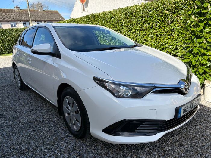 Toyota Auris 2016