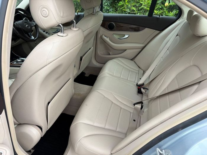 Mercedes-Benz C-Class 2015