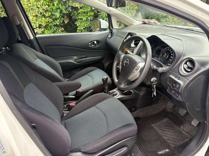 Nissan NOTE 2014